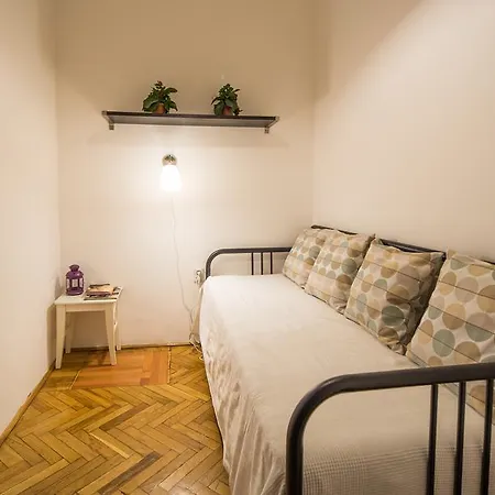 Sous Le Chateau Budapest